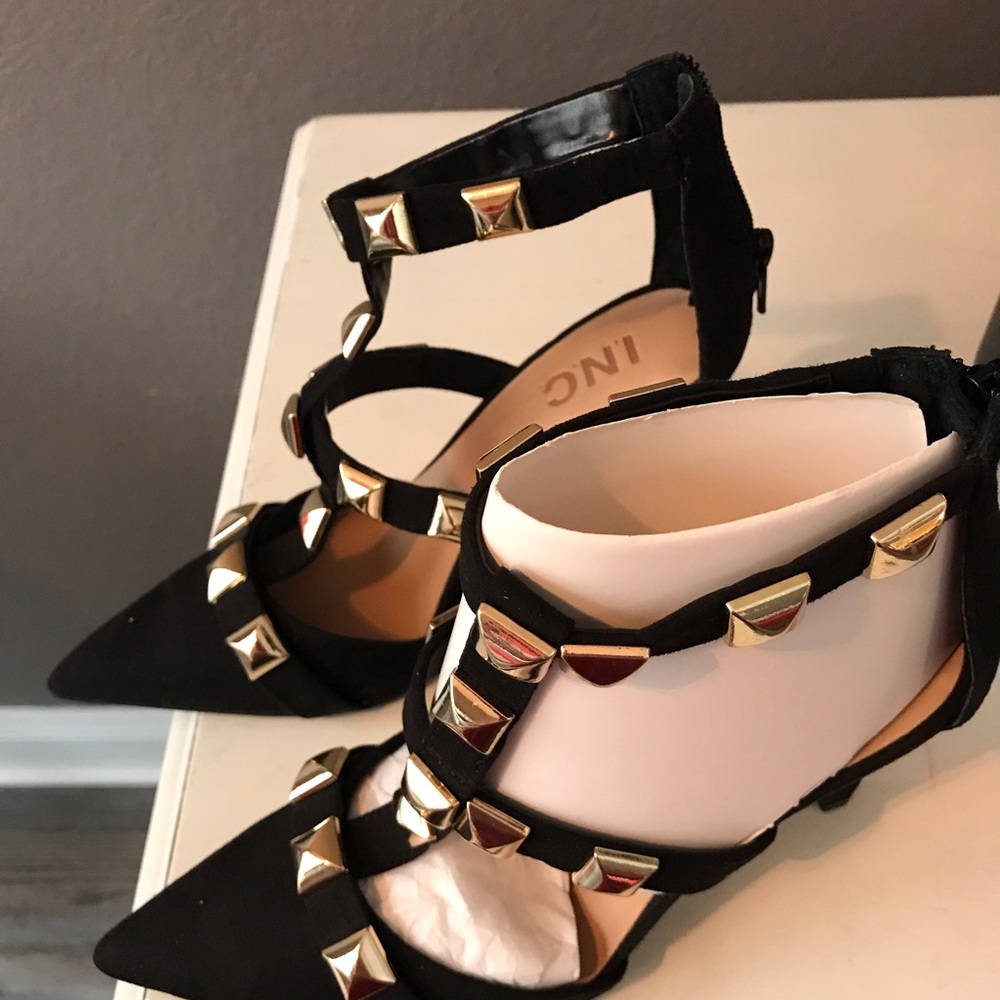 INC black 4 inch heels